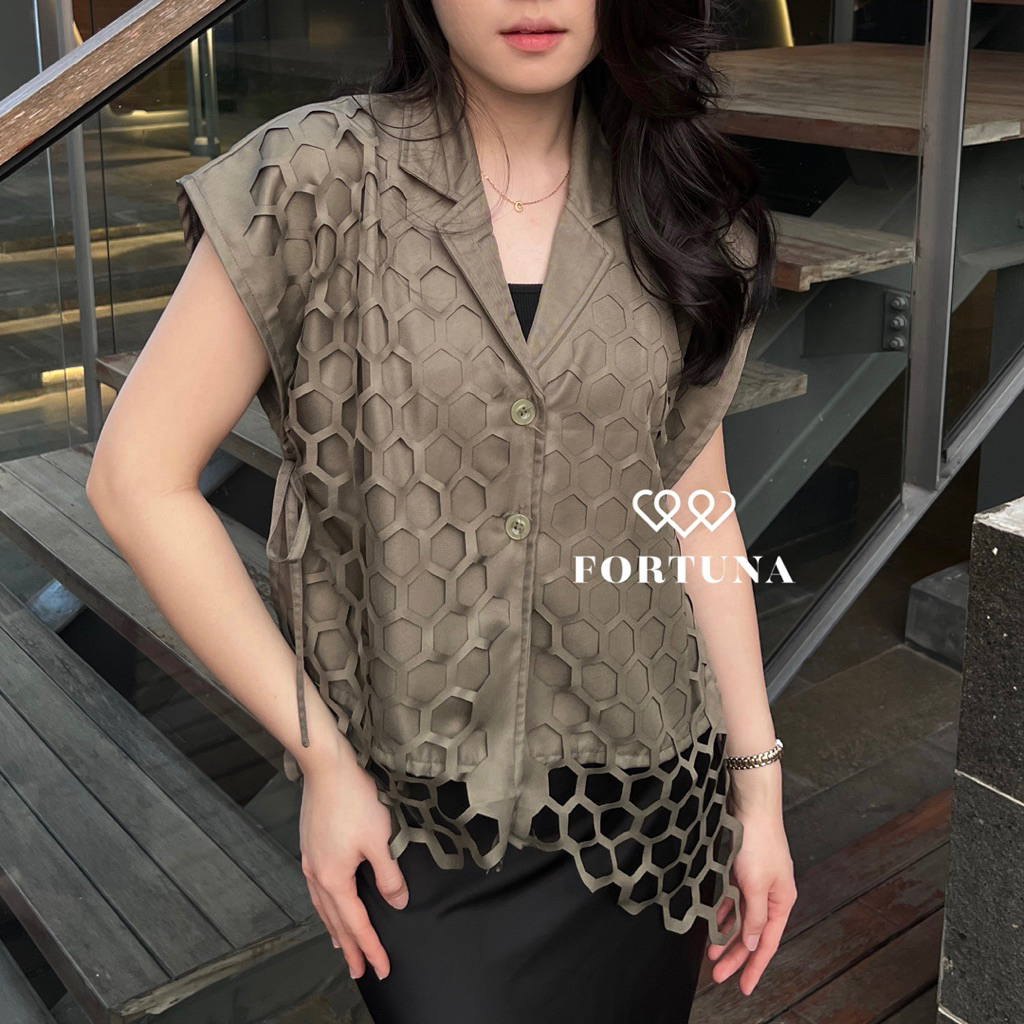 DEFATAH.ID - ELANA VEST BY FORTUNA - ROMPI WANITA STYLISH TANPA LENGAN