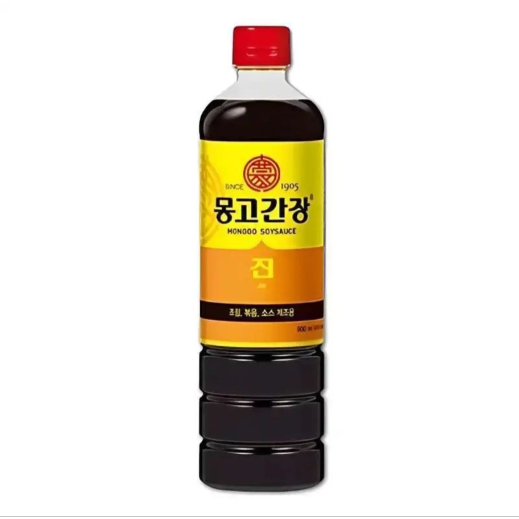 

Monggo Soy Sauce Sun 900ml Kecap asin ini dibuat dari bahan pilihan dan proses fermentasi alami untuk menghasilkan rasa gurih yang seimbang dan aroma yang khas