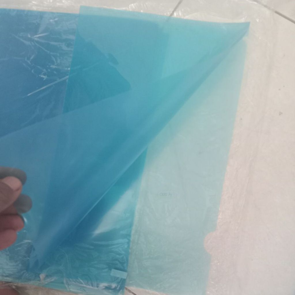 

Map plastik A4 polos Eceran