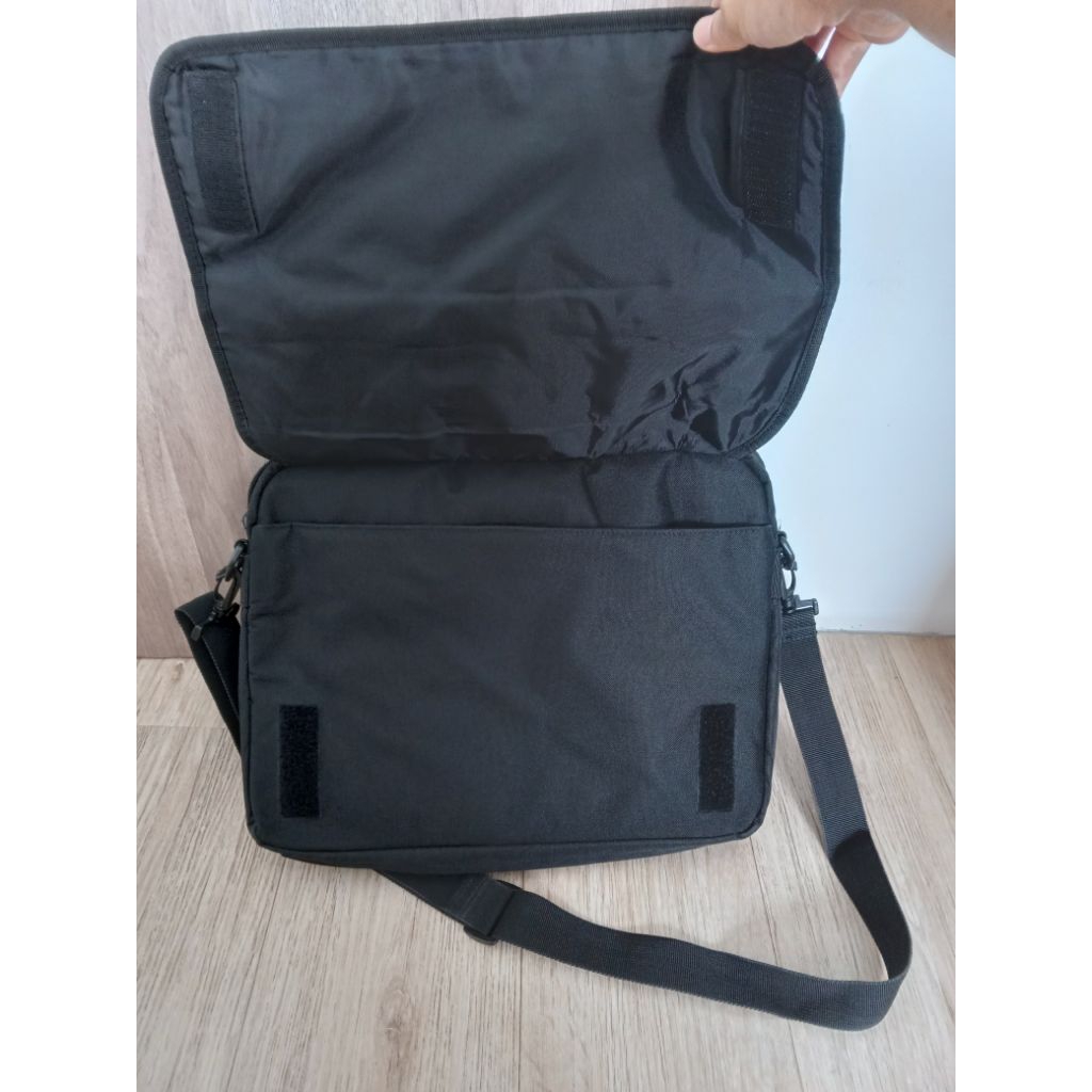TAS KERJA THE EXECUTIVE ( BLACK )