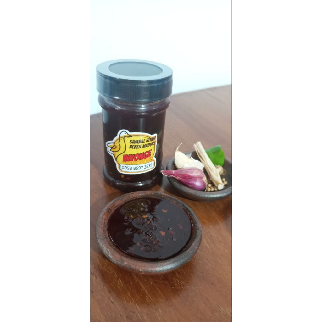 

Sambal Hitam Bebek Madura INYONGE