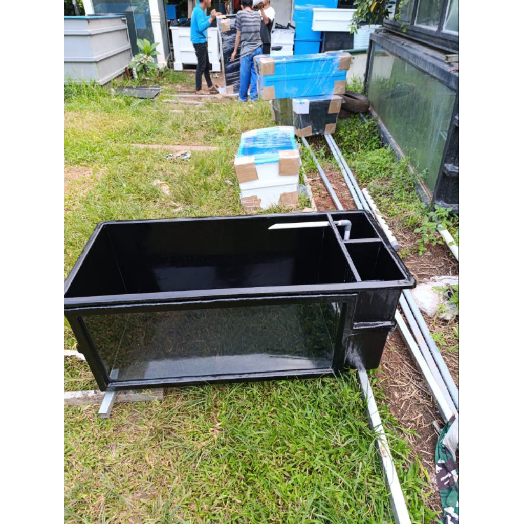 KOLAM IKAN FIBERGLASS UK.120*60*50 CM+ KACA + FILTER SAMPING KANAN+ PIPA+ TUTUP FILTER DAN BAK RANGK