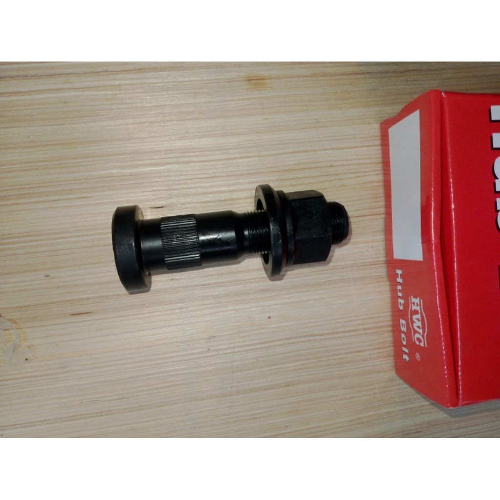 baut roda belakang hino 500