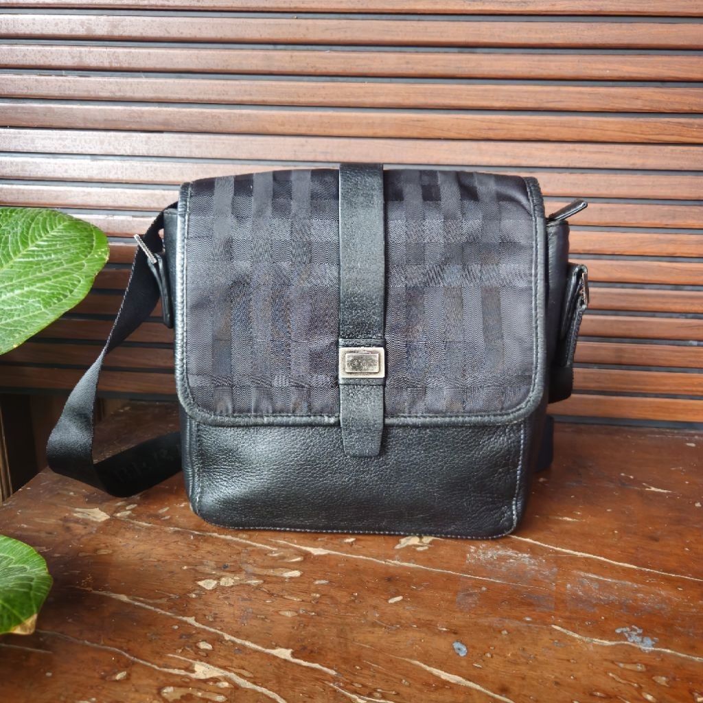 TAS SELEMPANG BRANDED PRIA TRENDY