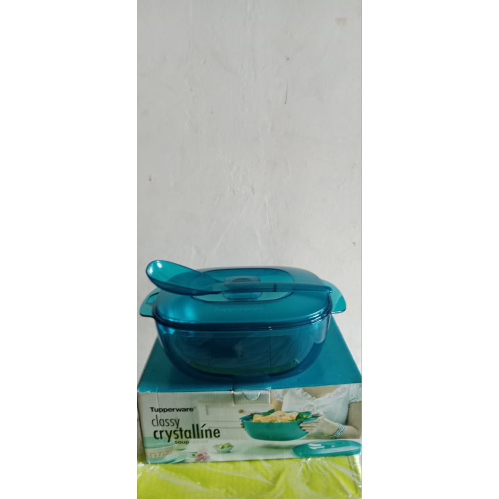 Classy Crystalline Tupperware