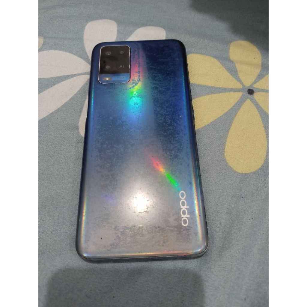 HP OPPO A54 RAM 6GB 128 GB second masih berfungsi normal dan ada minusnya di baterai dan tombol volu