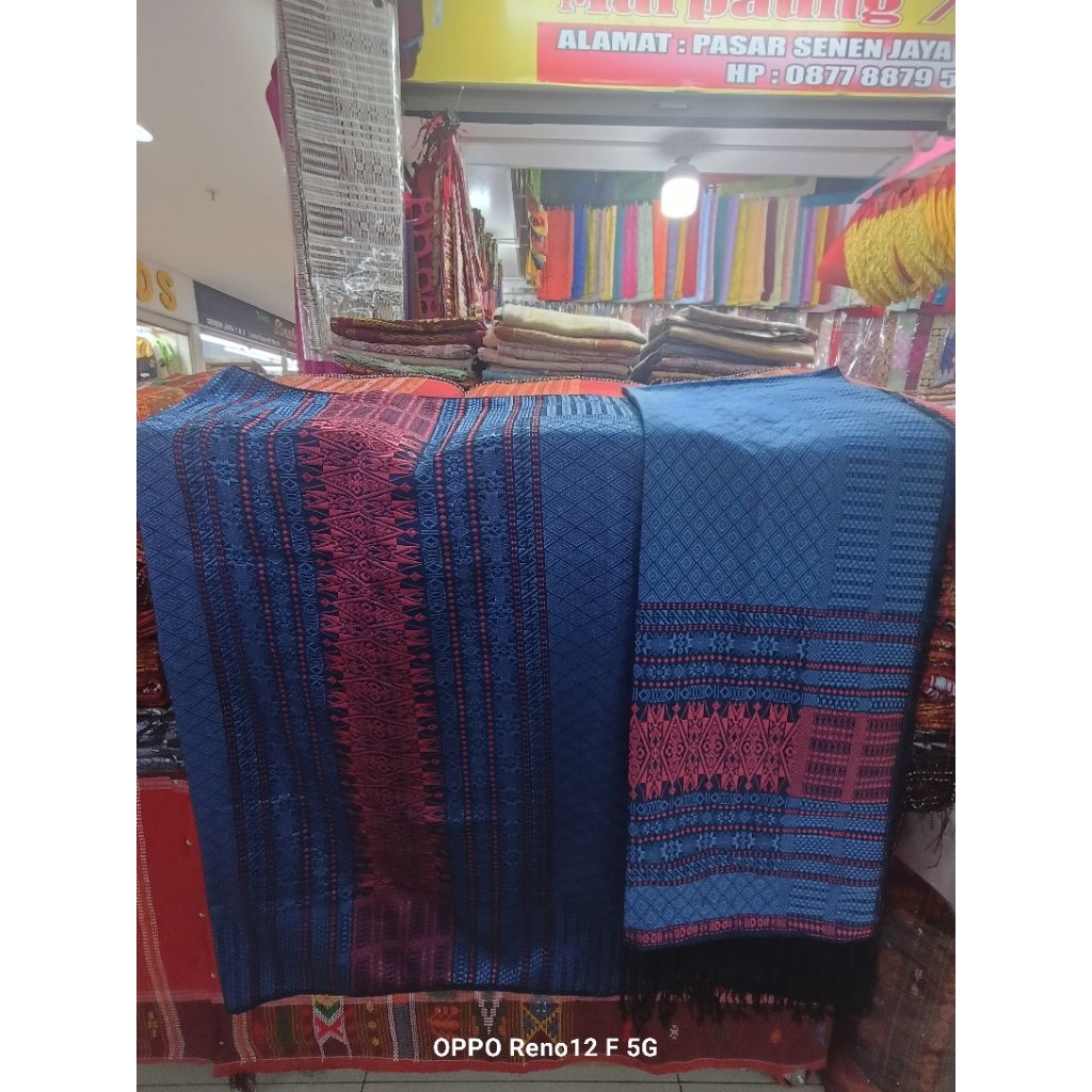 SONGKET TUMTUMAN TTS WARNA BIRU TUMPAL MERAH.