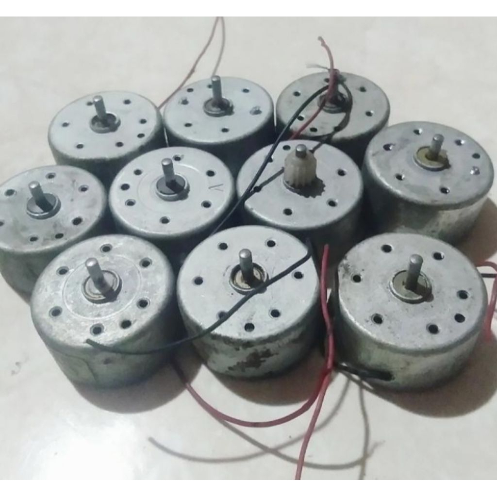 1kilo Motor DVD player 3-9V kondisi rusak , DIY experimen