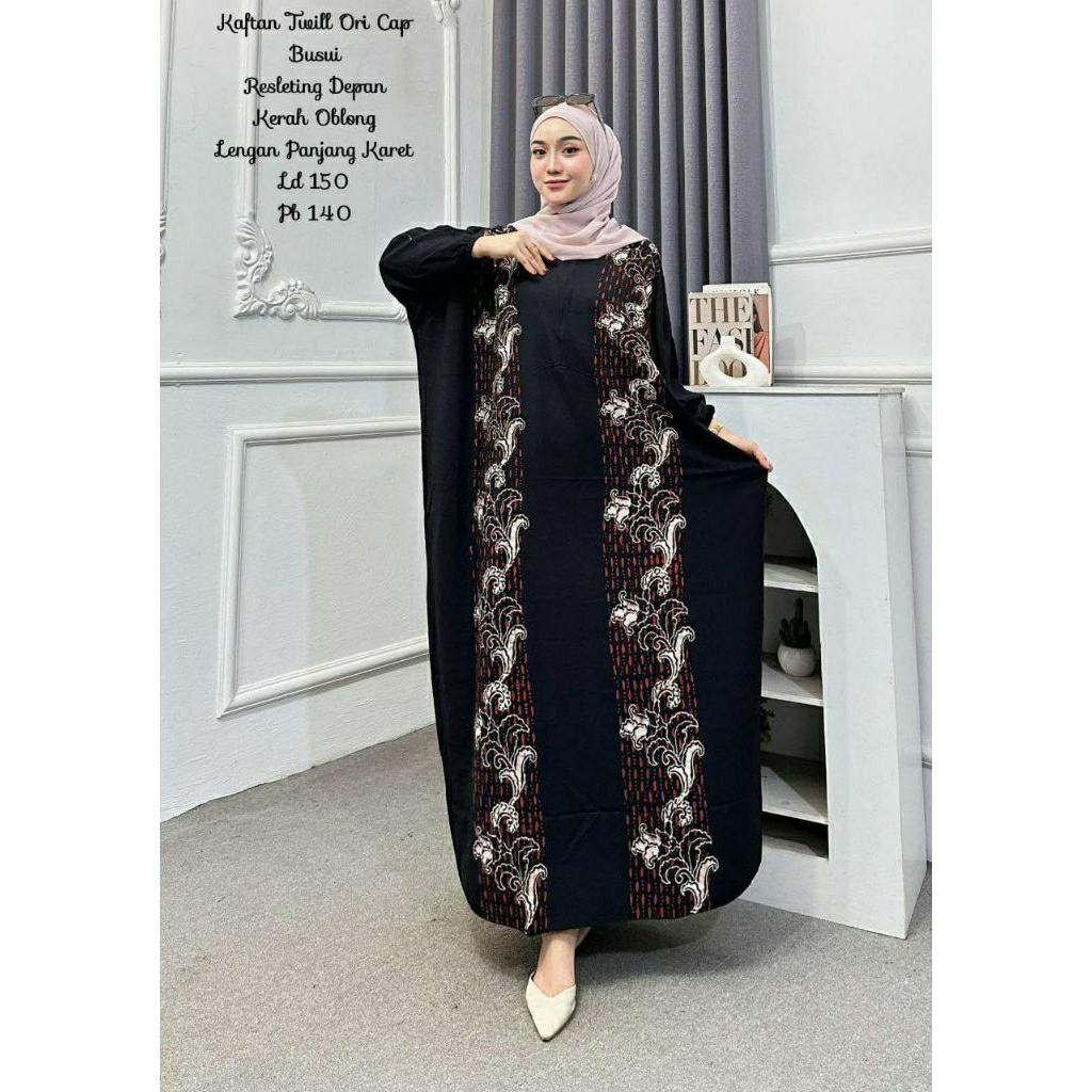 Kaftan Motif Twill Ory Adem Tebal Kerah Bundar
