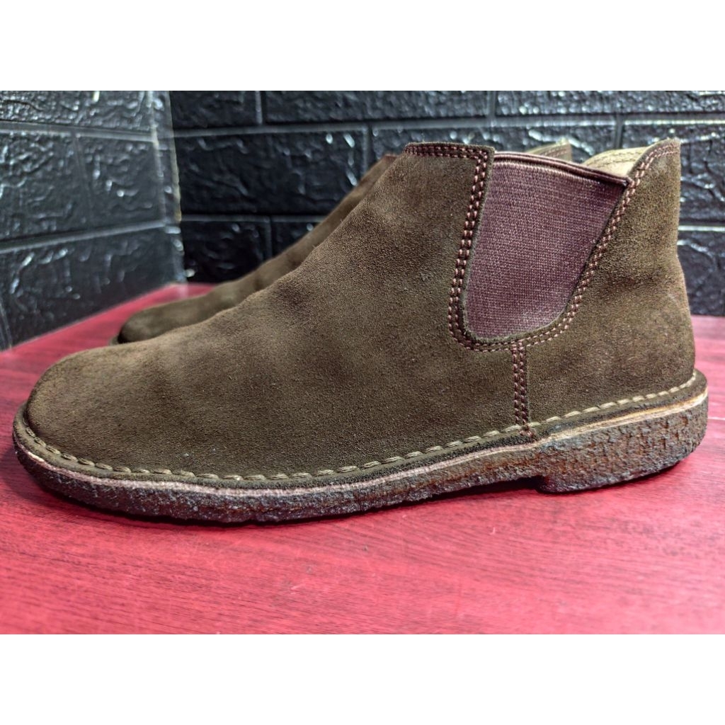 Sepatu CLARKS ORIGINAL CHELSEA BOOTS (suede-coklat) 7,5  ,size 41,5,insol 26cm