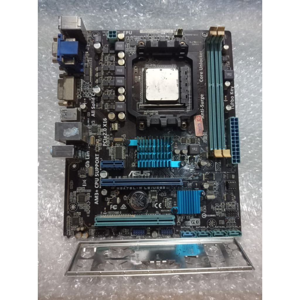 Mobo AmD Asus M5A78L- M LE/USB3 Socket Am3+ ddr3 onboard vga