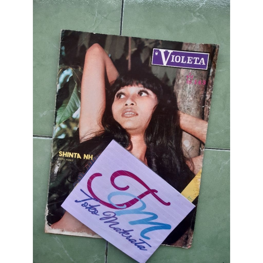 majalah VIOLETA cover Shinta NH + ppster Briitte Bardot jadul lawas lama