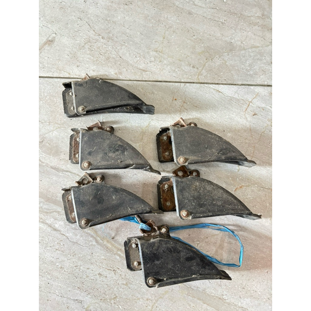 Cover kaliper depan GL100 original copotan