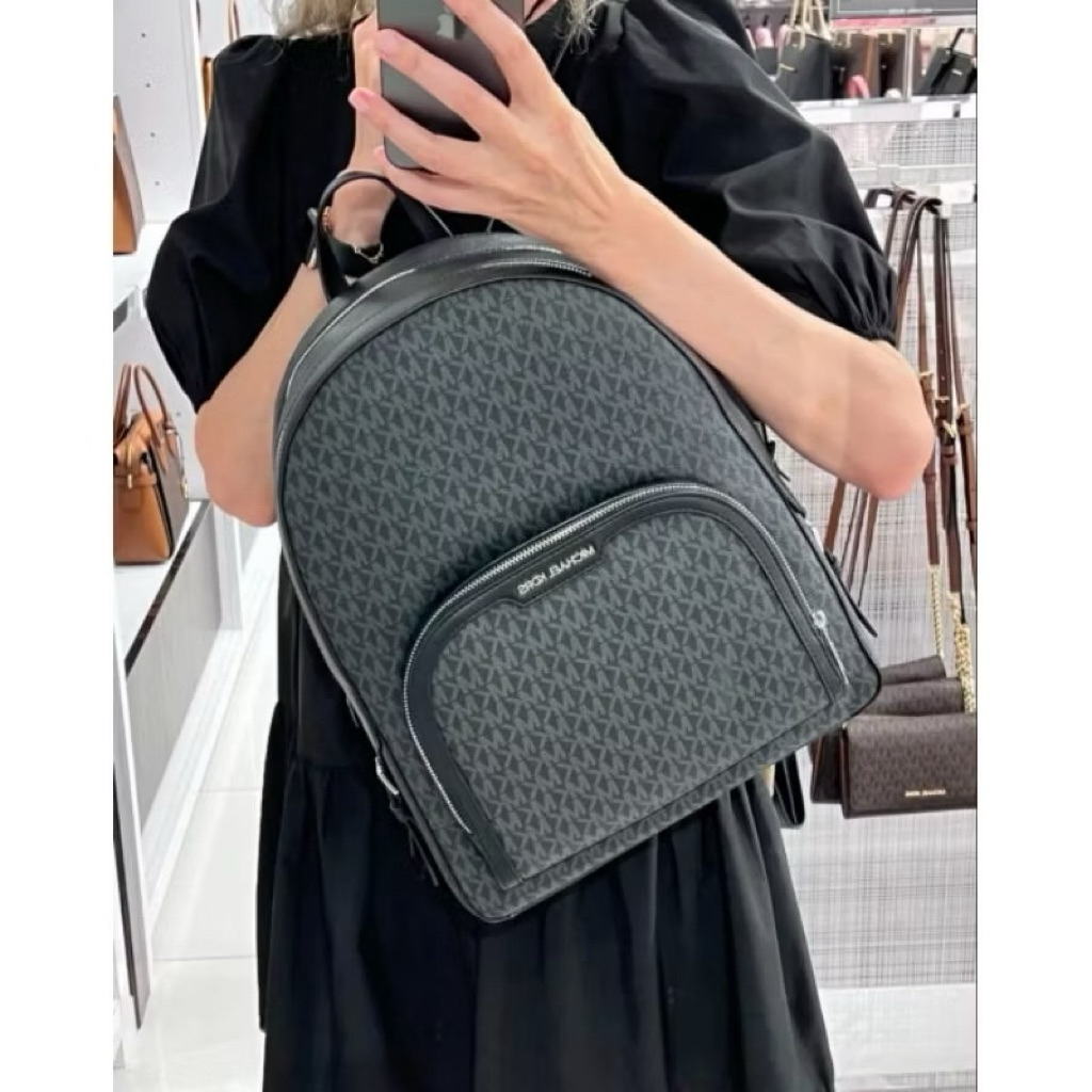 Michael Kors Original Large Jaycee Zip Backpack