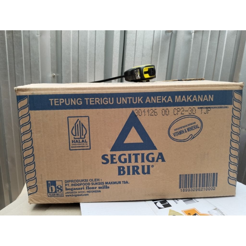 

Kardus bekas tepung segitiga biru 2ply-39x33x20.5