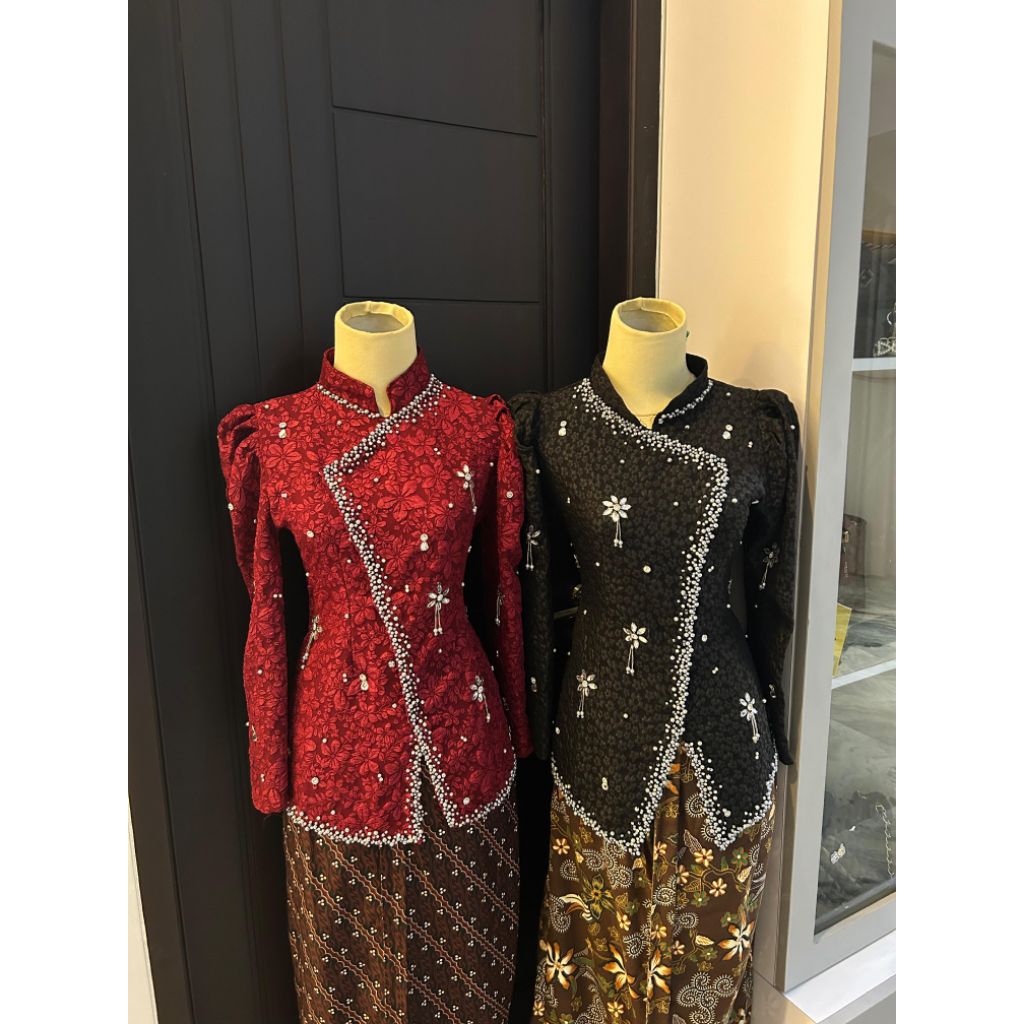 Kebaya Janggan Wisuda Hitam