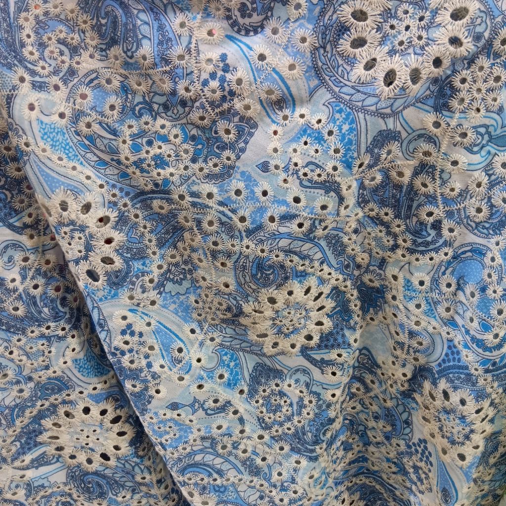 Katun BordirKain Katun Bordir Bunga Premium MeteranKatun Bordir Import Motif Elegan Bahan JahitKain 