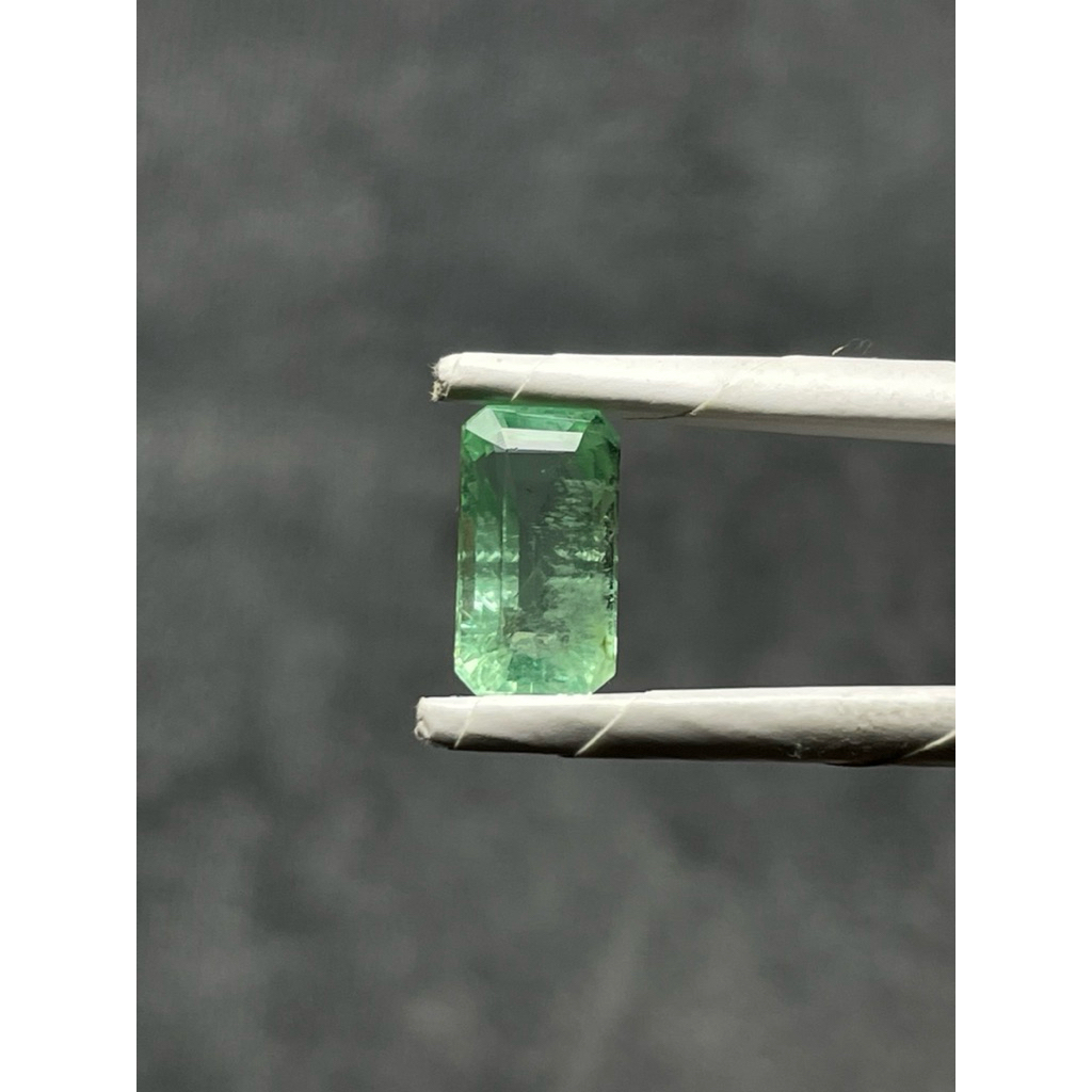 NATURAL EMERALD/ZAMRUD ZAMBIA 3.62 CARAT