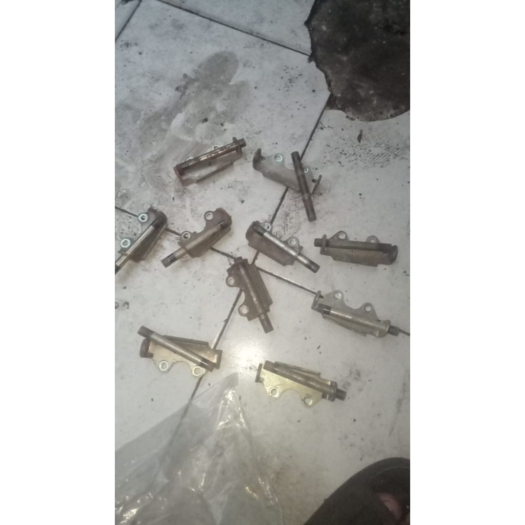 Engsel Sadel Jok Yamaha Mio j Mio GT Soul GT Fino Brkas