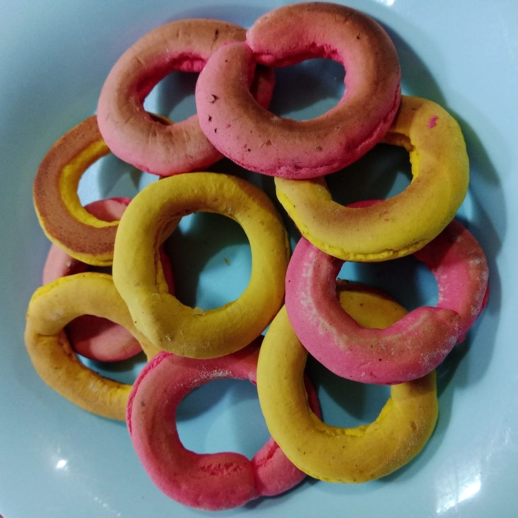 

Kue Semprot Susu Khas Kandangan