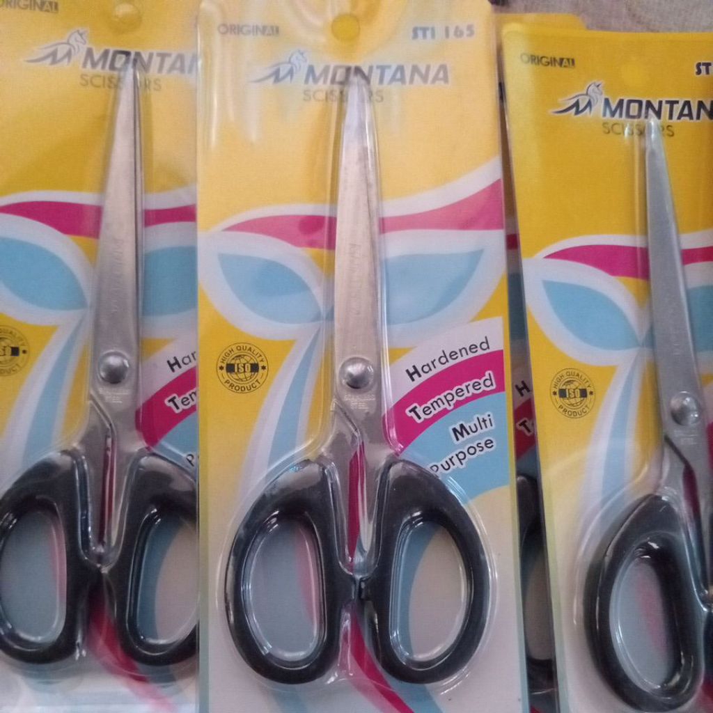 

Gunting Montana ST 165 sedang