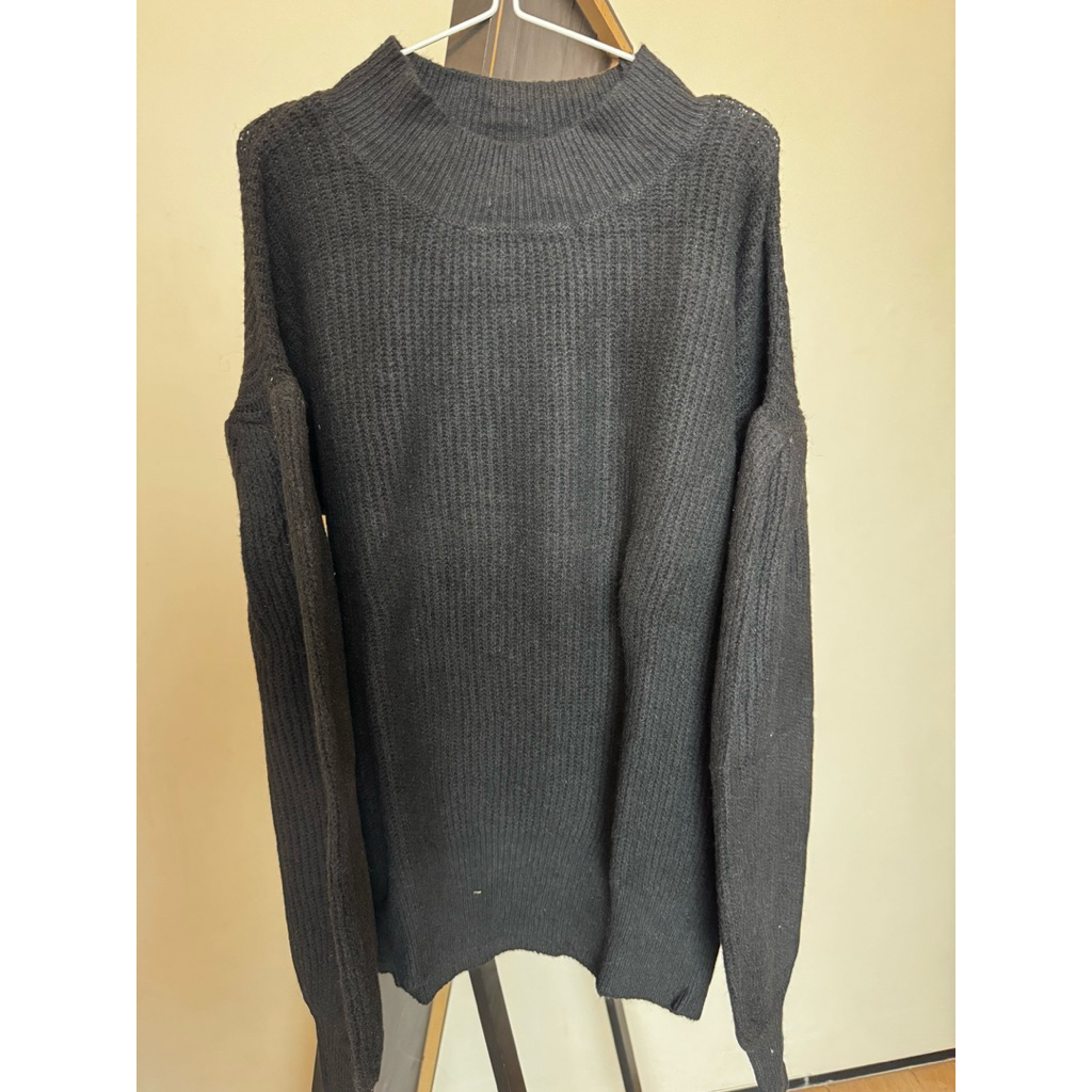 Atasan Rajut Lengan Balon