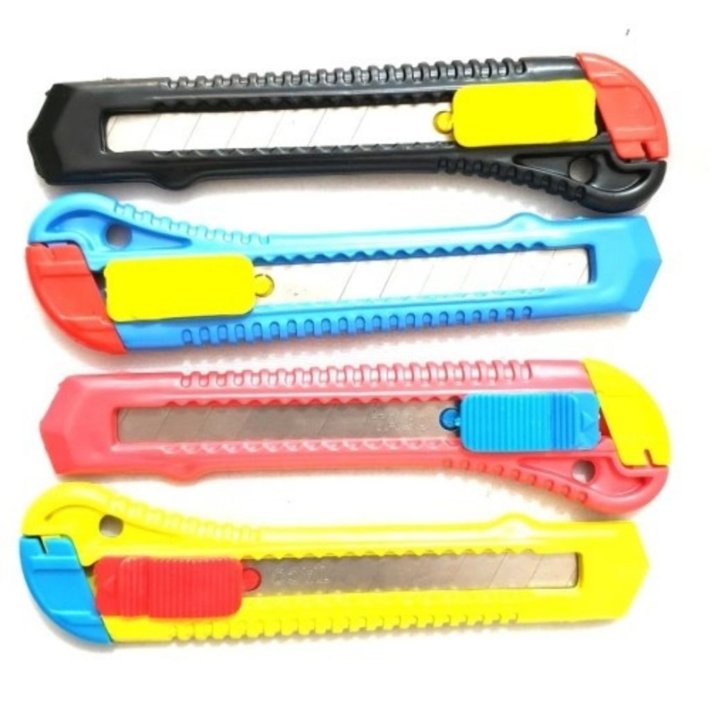 

Pisau Cutter Taco ukuran medium (harga satuan)