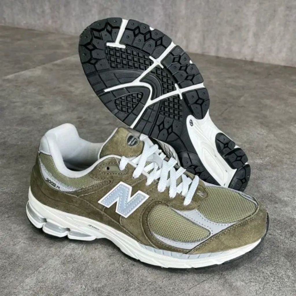 NB 2002R OLIVE GREEN BRAND NEW/ sneakers 2002r