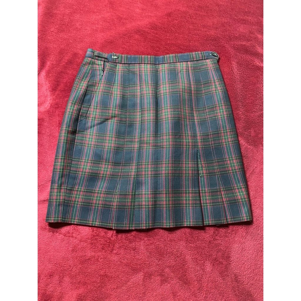 ROK TARTAN MERAH