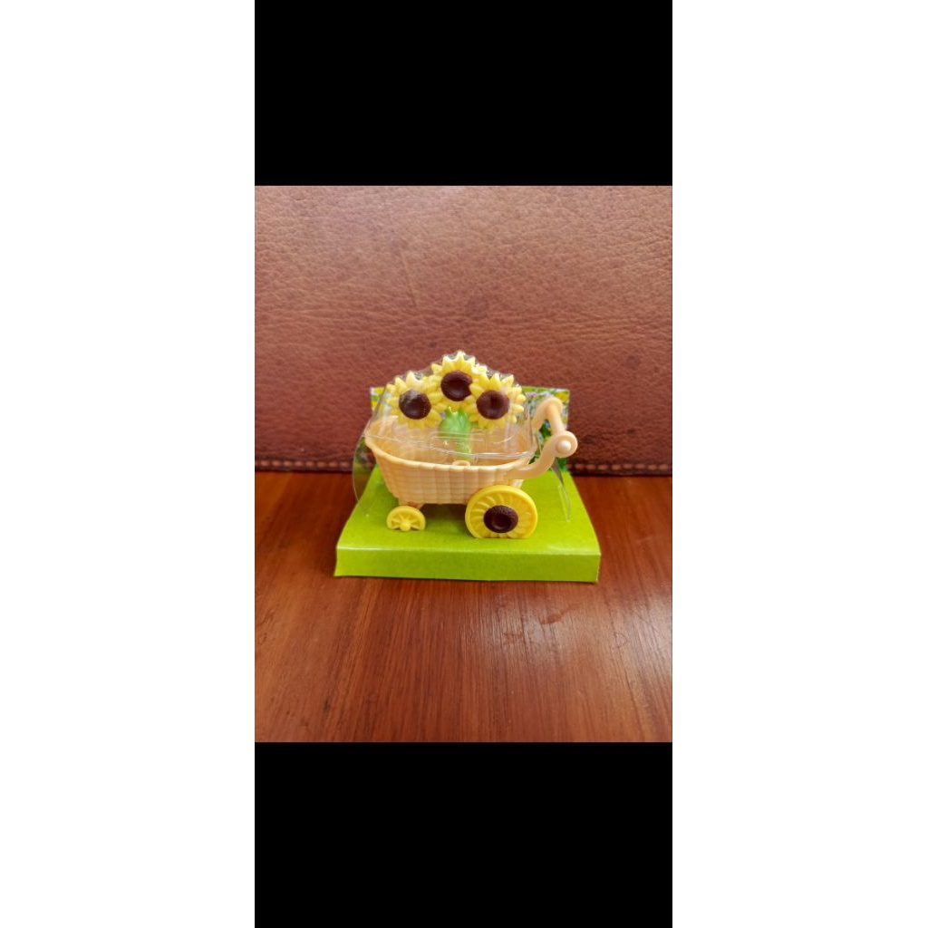 sylvanian families hamster trolley sunflower
