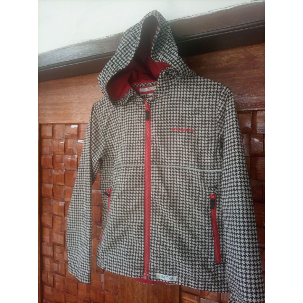 jaket outdoor anak Columbia preloved