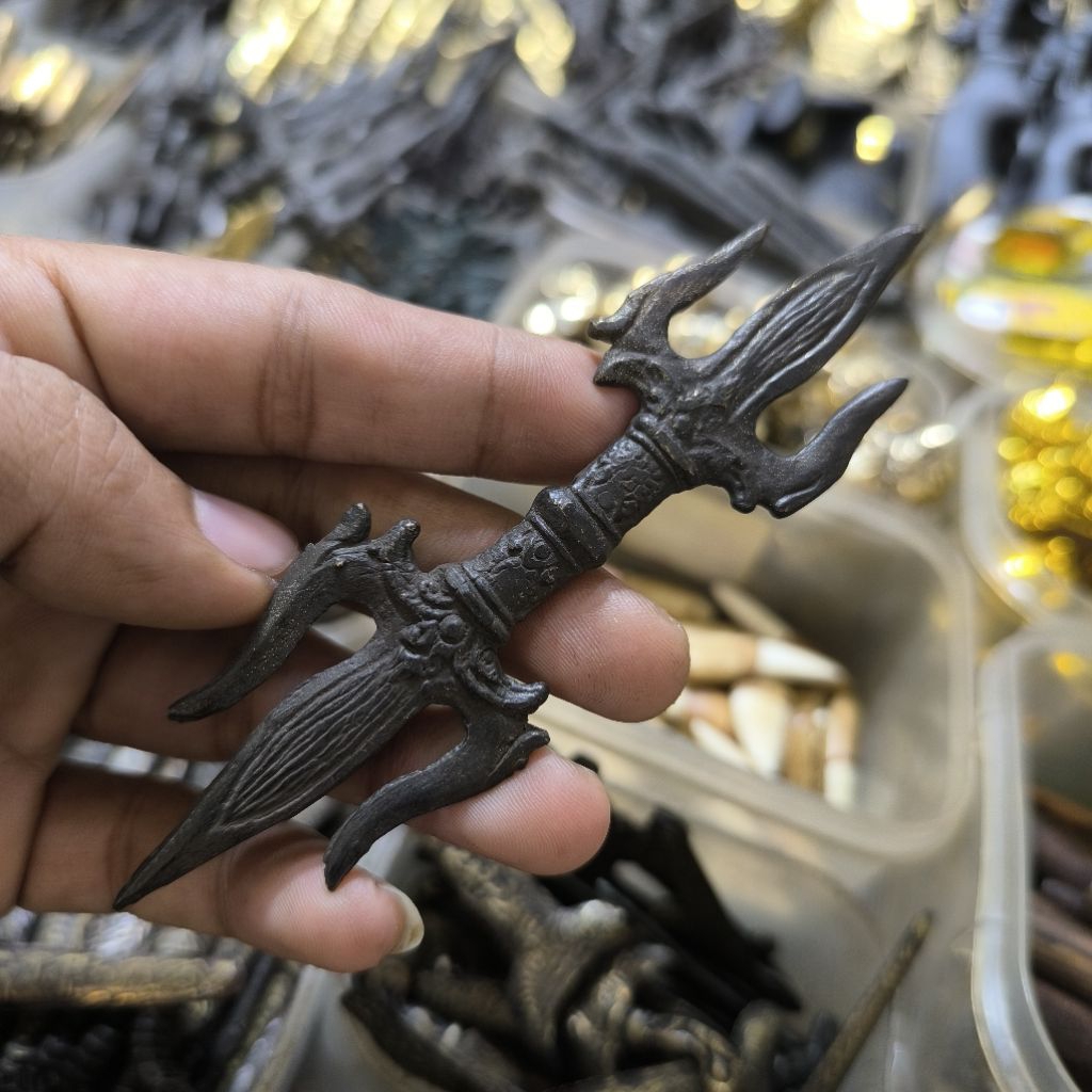 Hoby Koleksi TrisulaKembar  Hitam Mini