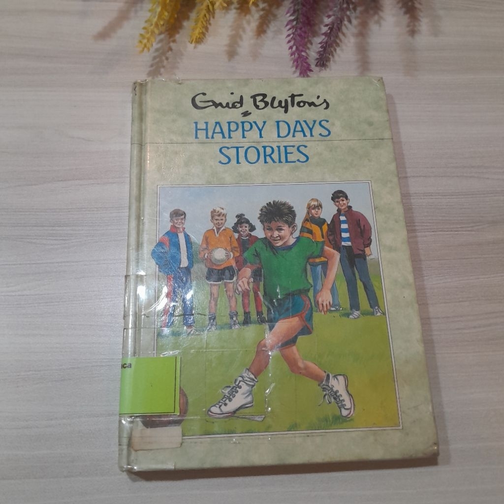 Enid Blyton : Happy Days Story (English)