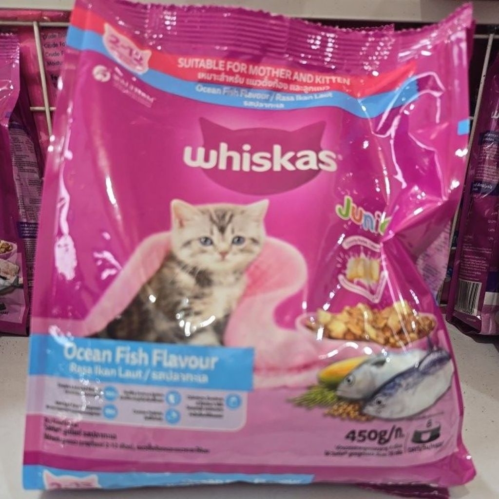 makanan kucing kering Whiskas Junior