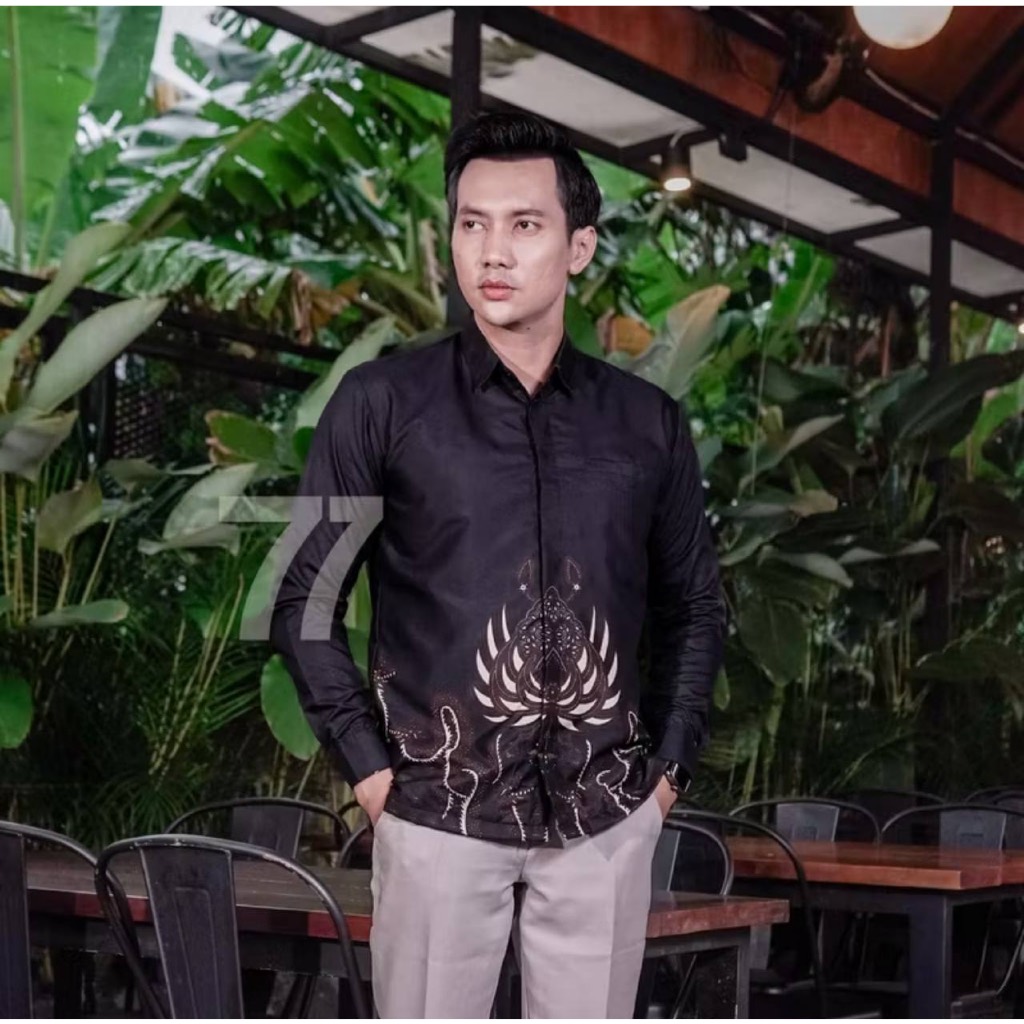 kemeja batik pria lengan panjang baju batik hitam modern
