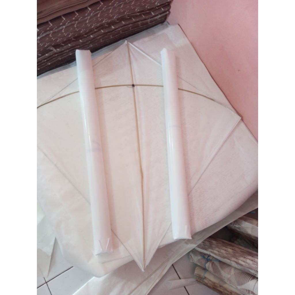 KERTAS LAYANGAN LITHO PRINTING WARNA PUTIH BAYANGAN UKURAN 60X60/100 LEMABAR