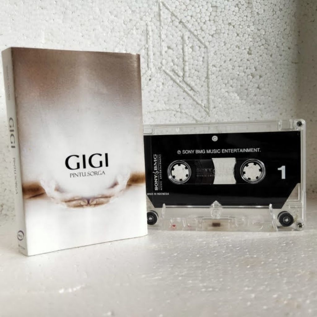 kaset pita pop rock GIGI pintu sorga not ungu padi