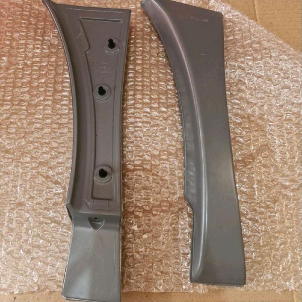 Moulding Body Samping Roda Belakang Luxio