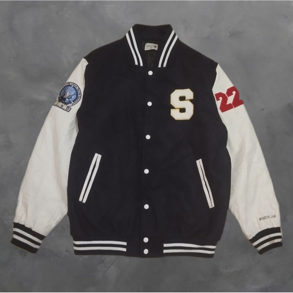 VARSITY UNIV