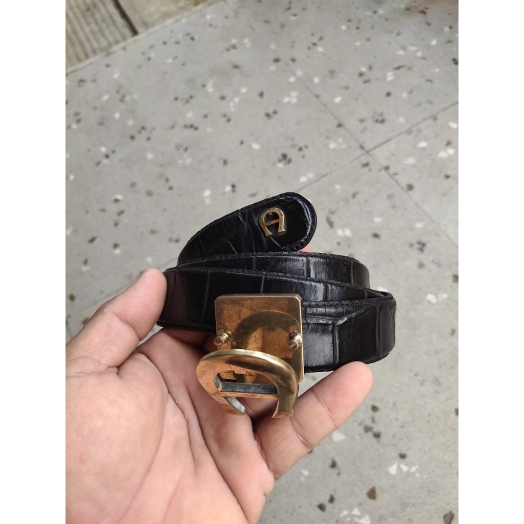 ETIENNE AIGNER BELT Authentic - Preloved