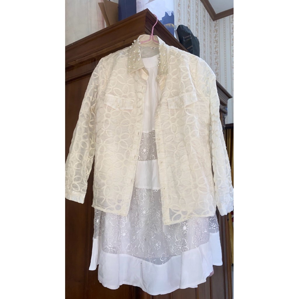 Rok Putih Bangkok Motif Bunga