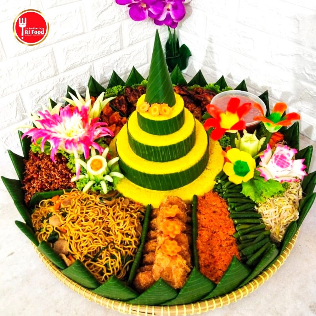 

Tumpeng Nasi / Tumpeng nasi kuning / Nasi tumpeng / Nasi kuning / Nasi tumpeng ultah / 10 porsi