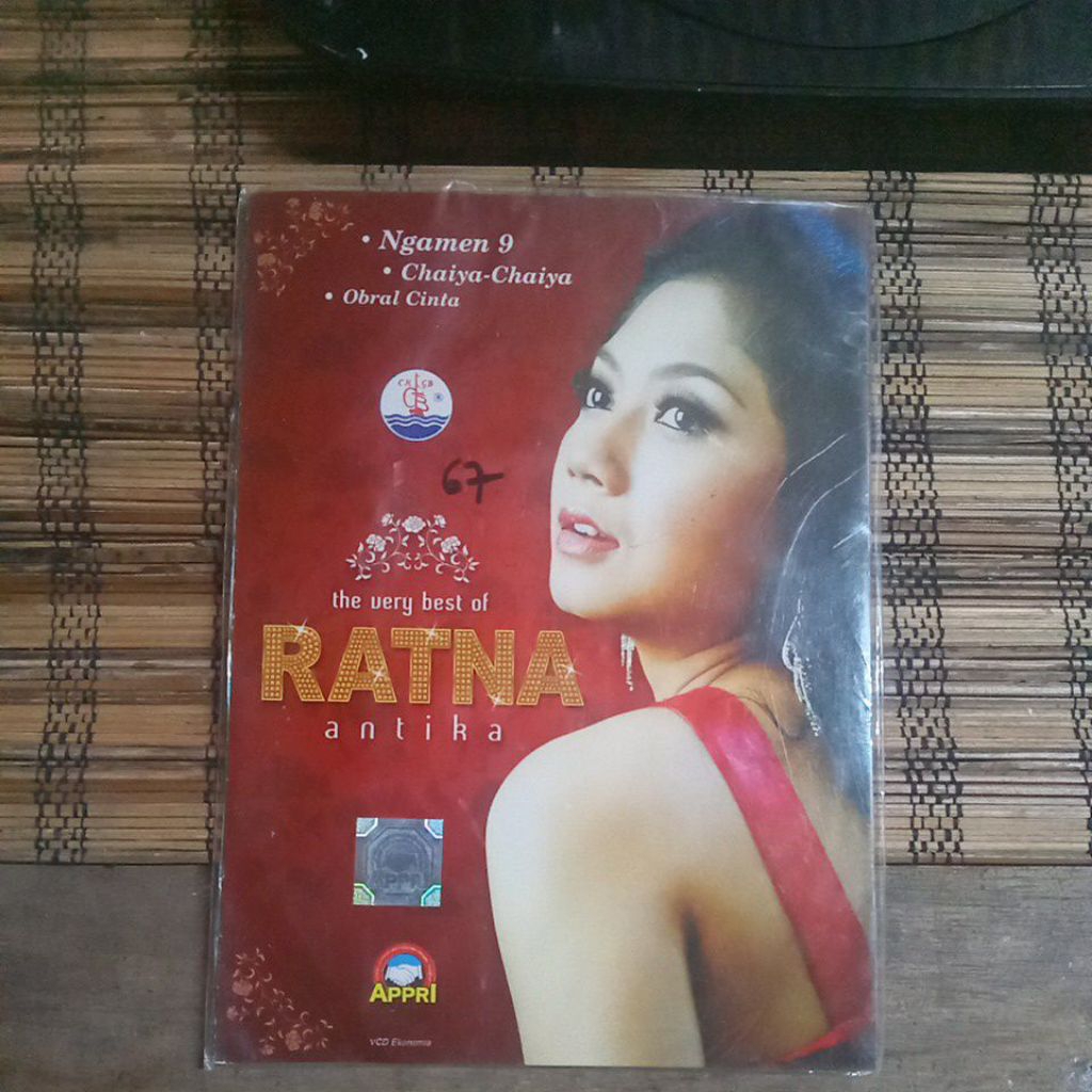 VCD RATNA ANTIKA BOX315