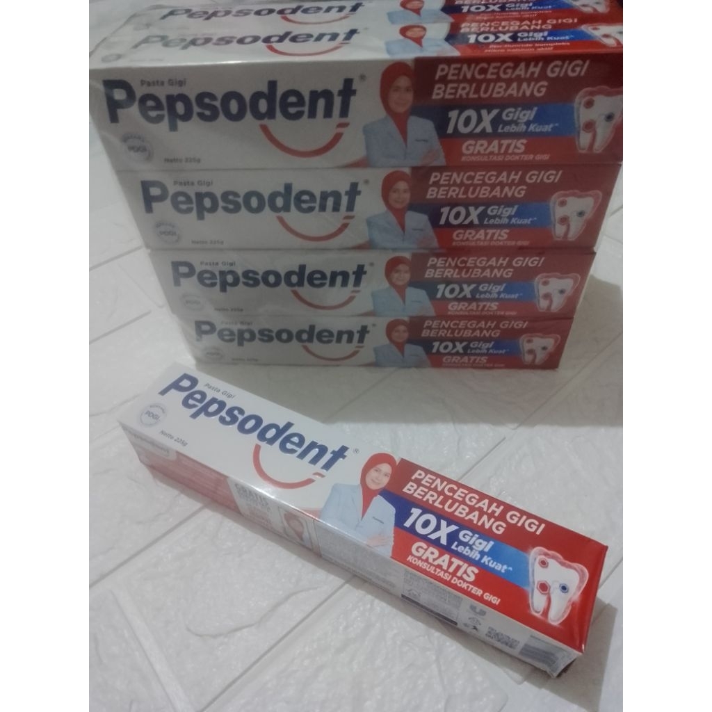 Pasta Gigi Pepsodent 225 g / Pepsodent 225 g