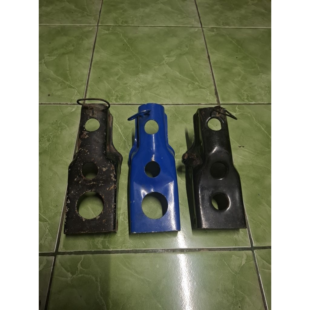 pangkon mesin tiger revo