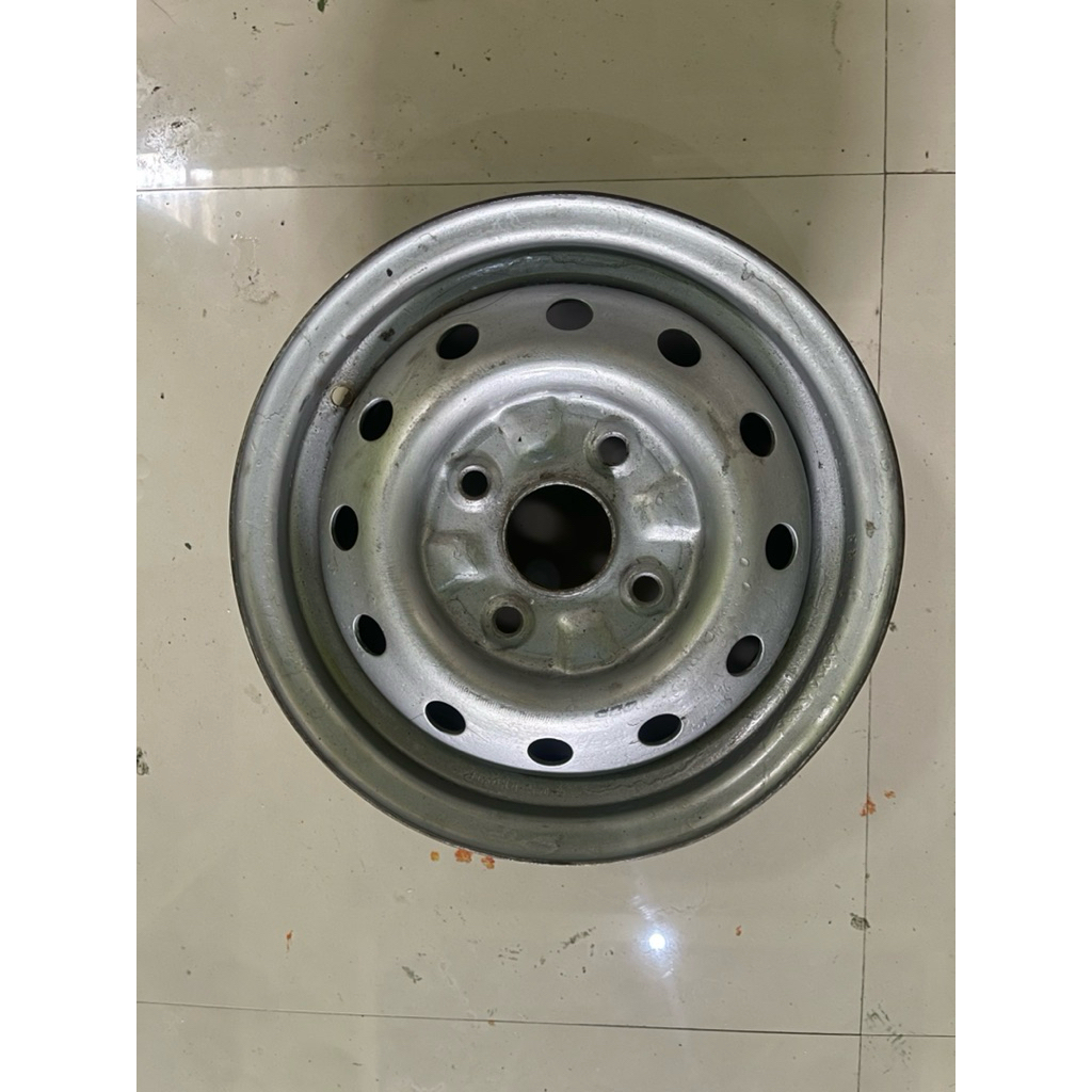 velg kaleng copotan 4 x 114 R13 silver