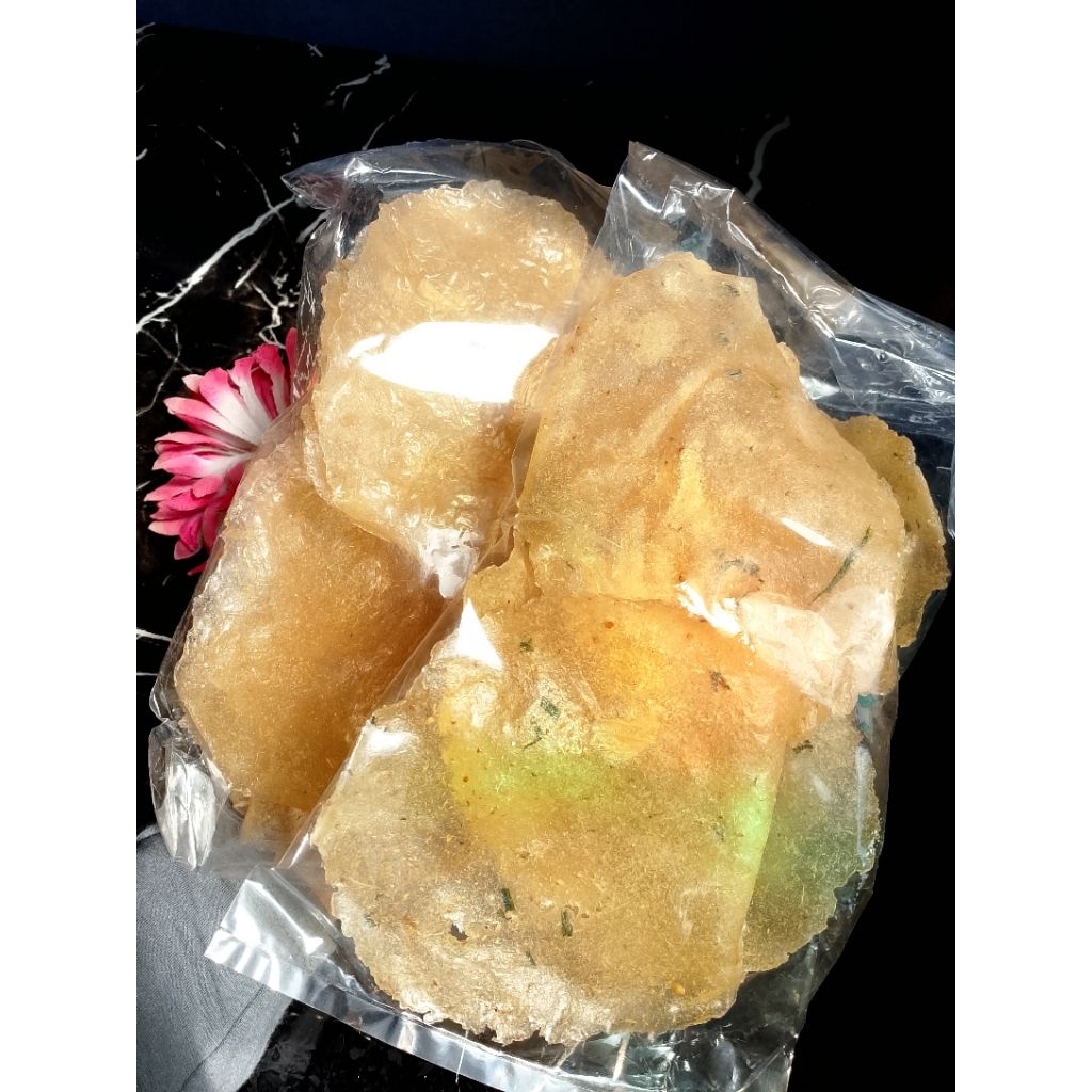 

Kerupuk beca mentah Khas Tasikmalaya