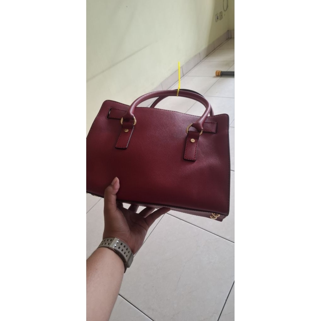 Preloved Michael Kors Hamilton (Authentic)