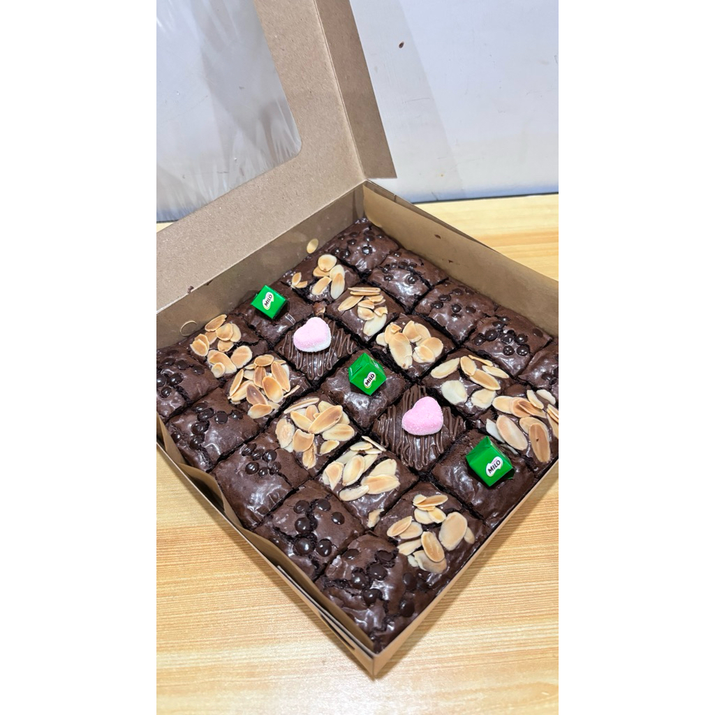 

Brownies Signature Decor