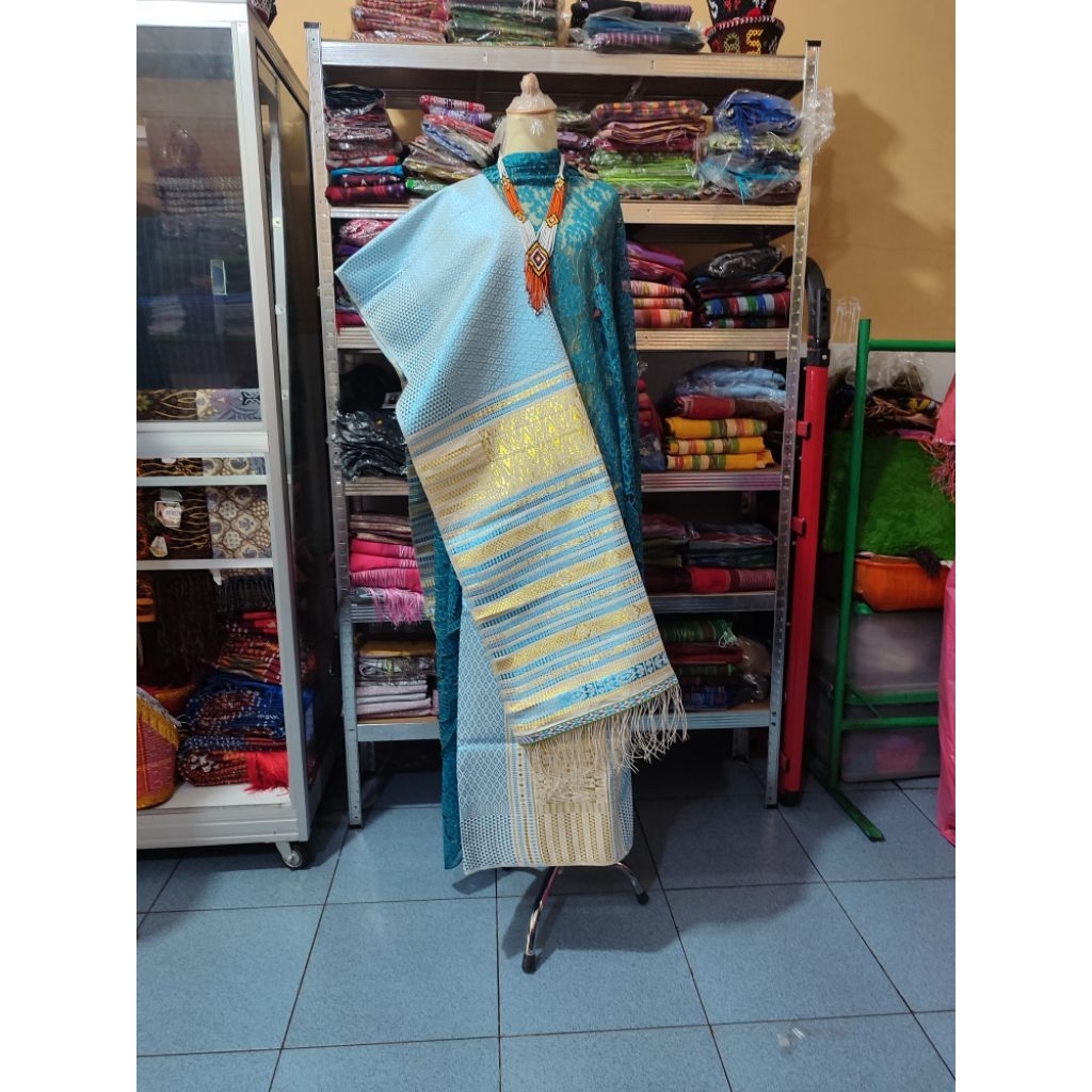 tumtuman tanpa sambungan full kristal berkelas